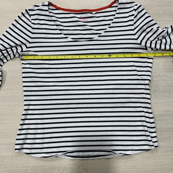 Boden White and black striped long sleeved tee - Picture 5 of 6